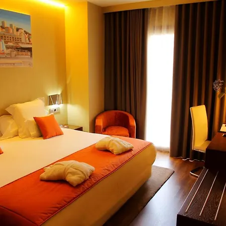 Hotel Agua De Mar Boutique 4*